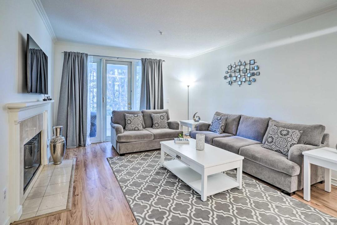 Photo of Livingroom in Airport Area