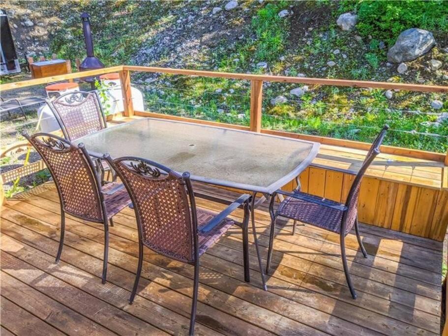 Photo of Patio Balcony in L'Anse-Saint-Jean