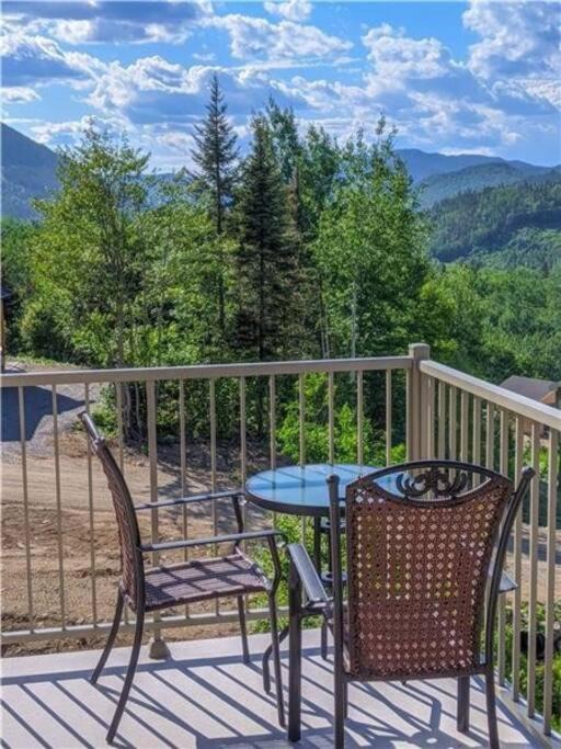 Photo of Patio Balcony in L'Anse-Saint-Jean