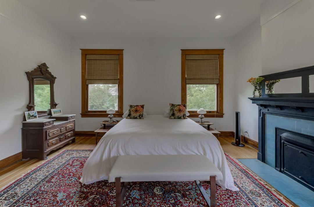 Photo of Bedroom in Vicksburg