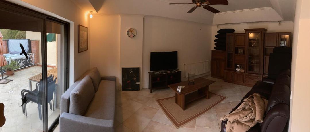 Photo of Livingroom in Orfu