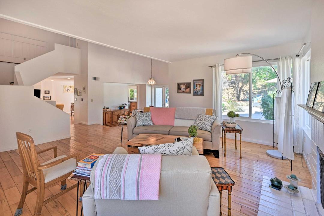 Photo of Livingroom in Rancho Bernardo