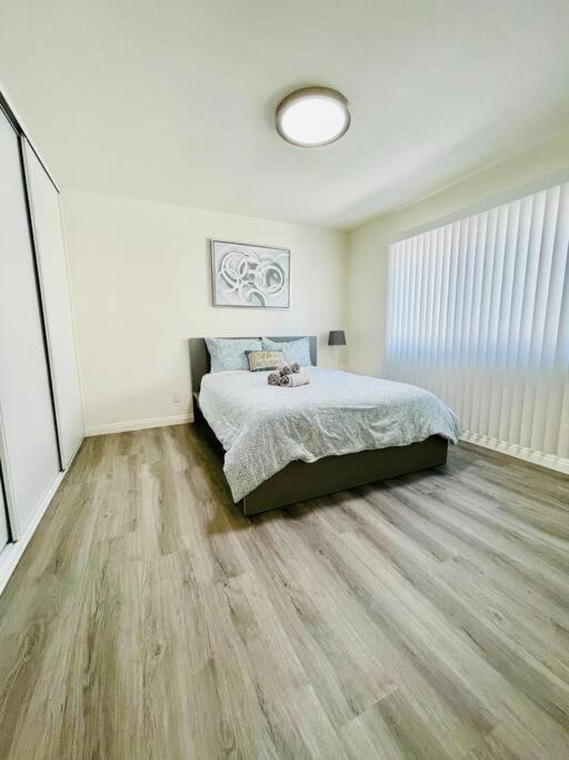 Photo of Bedroom in Orange