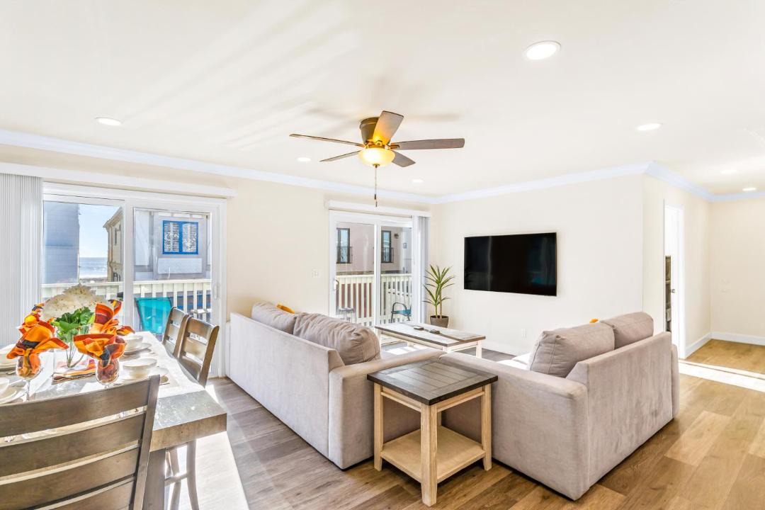Photo of Livingroom in Santa Ana Heights