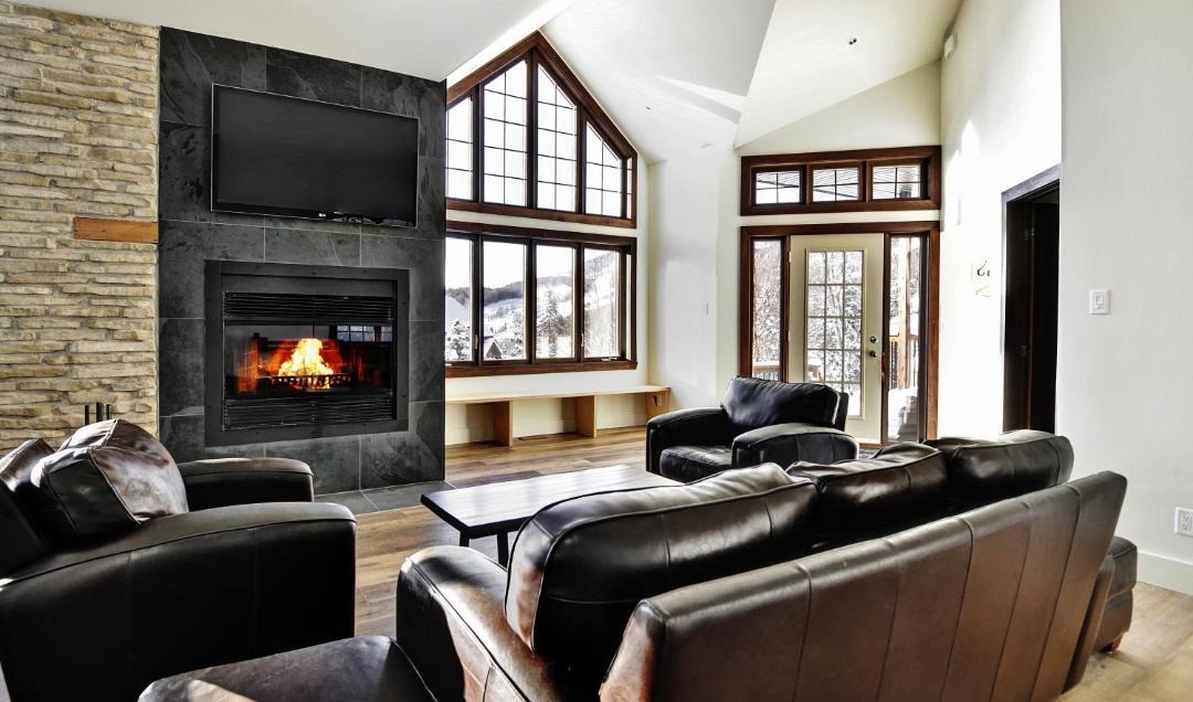 Photo of Livingroom in Stoneham