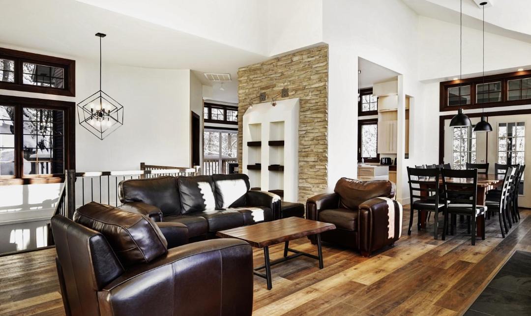 Photo of Livingroom in Stoneham