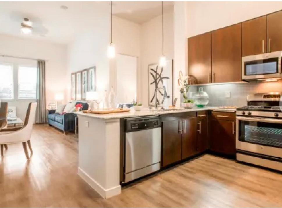Photo of Kitchen in Warner Center