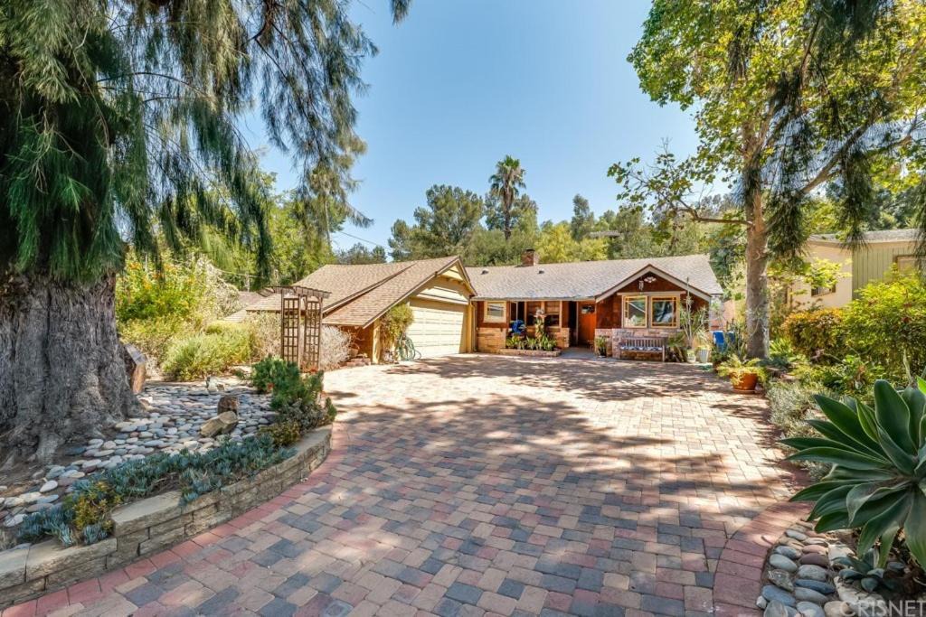 Photo of Others in Woodland Hills