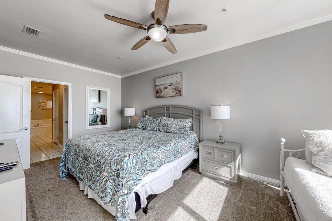 Photo of Bedroom in Orange Beach East