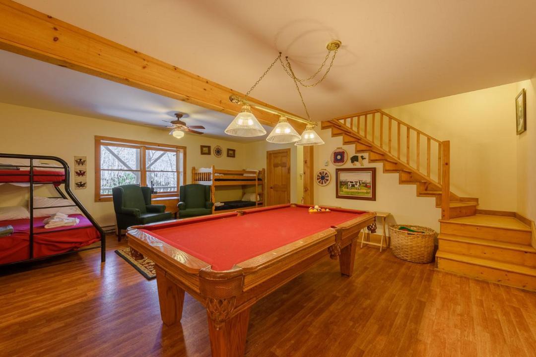Photo of Livingroom in Seven Devils