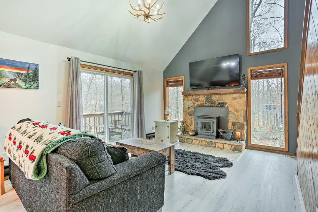 Photo of Livingroom in Bushkill