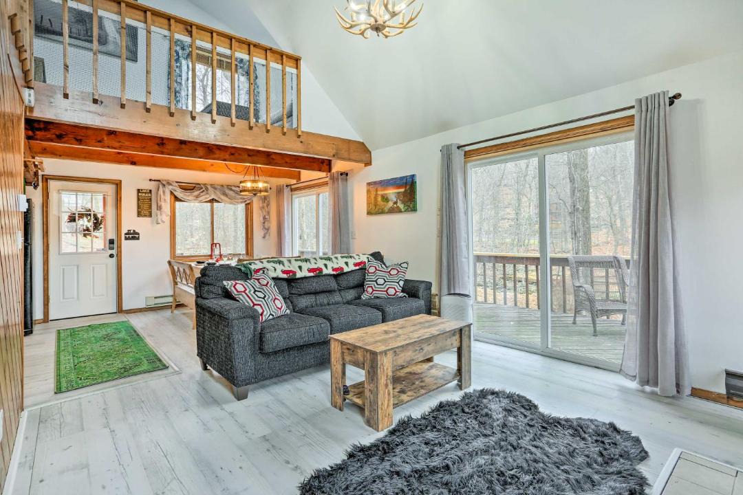 Photo of Livingroom in Bushkill
