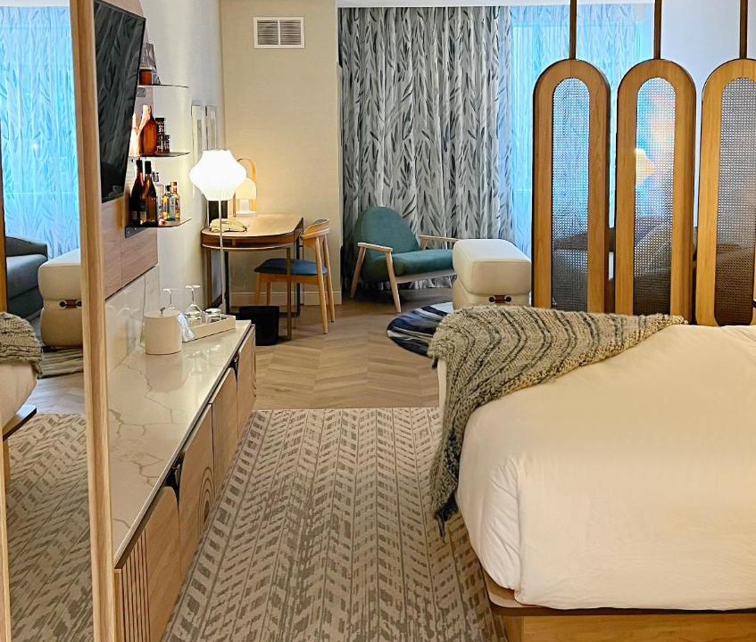 Photo of Bedroom in Mono