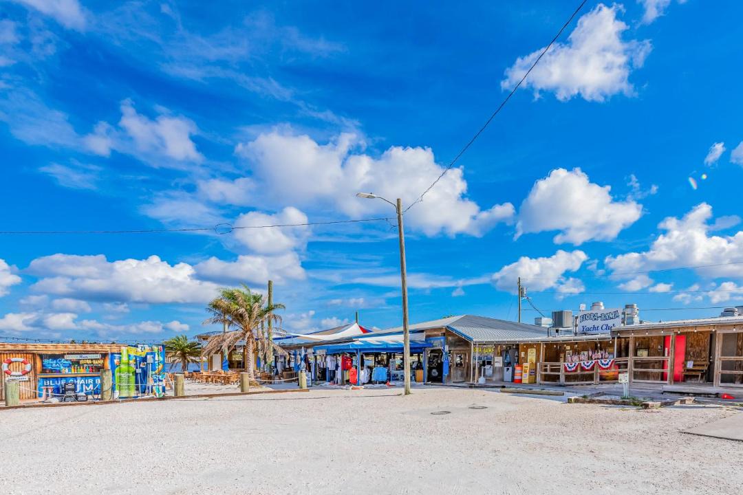 Photo of Others in Ono Island