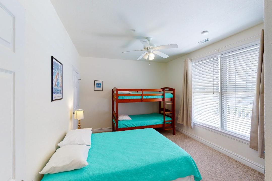 Photo of Bedroom in Sandbridge