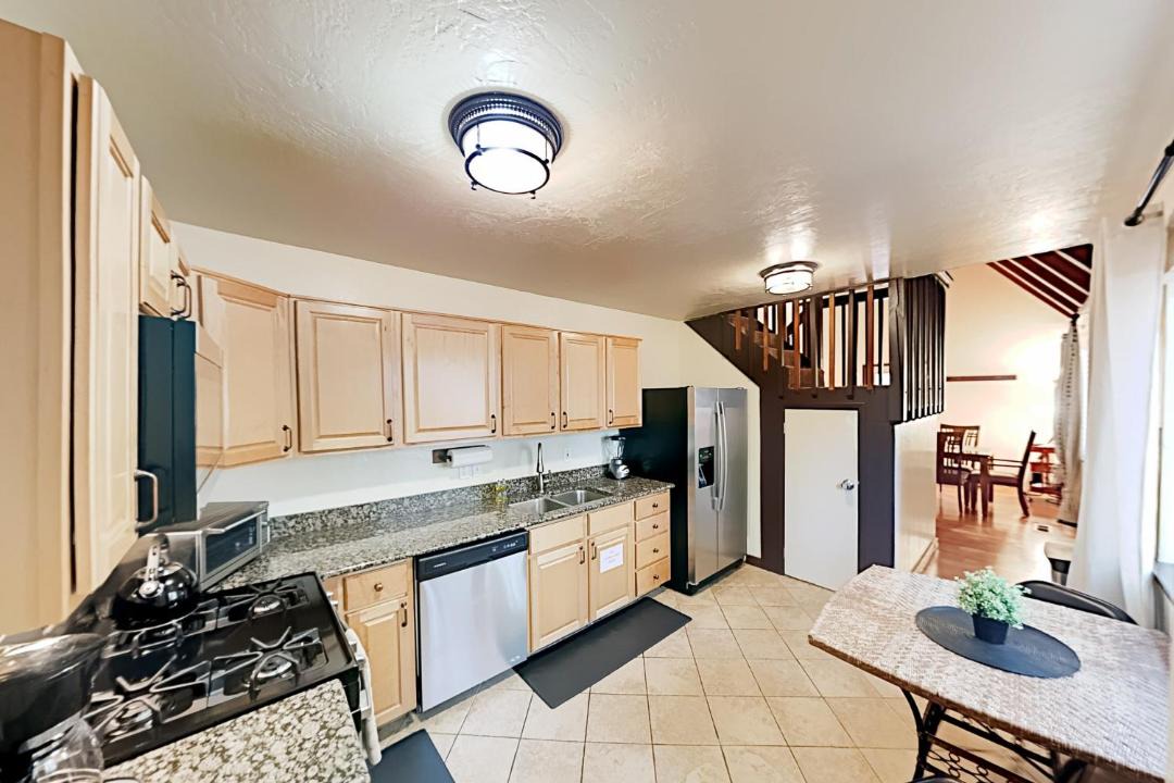 Photo of Kitchen in Black Bart