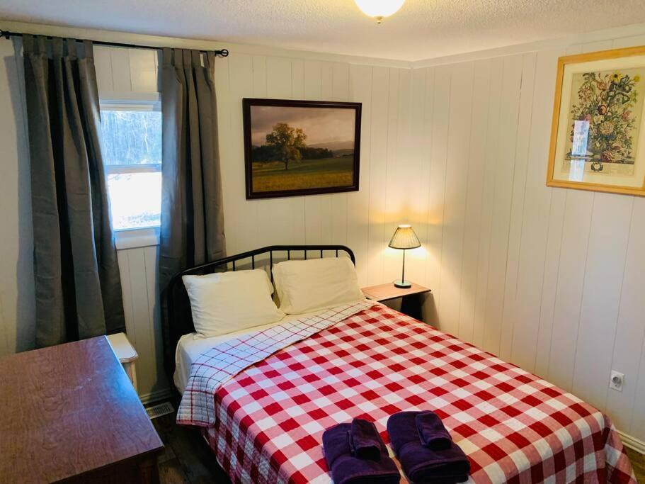Photo of Bedroom in Wake County
