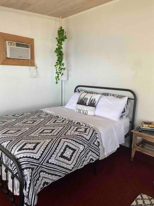 Photo of Bedroom in Tropic