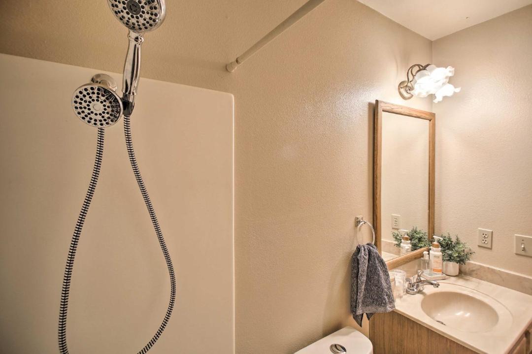 Photo of Bathroom in Pine Mountain Club