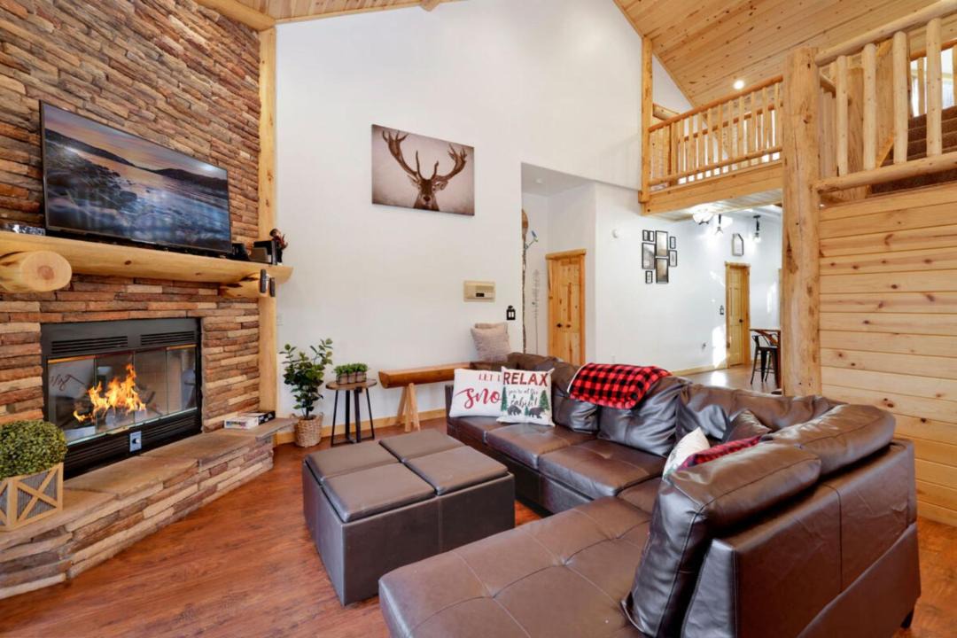 Photo of Livingroom in Big Bear