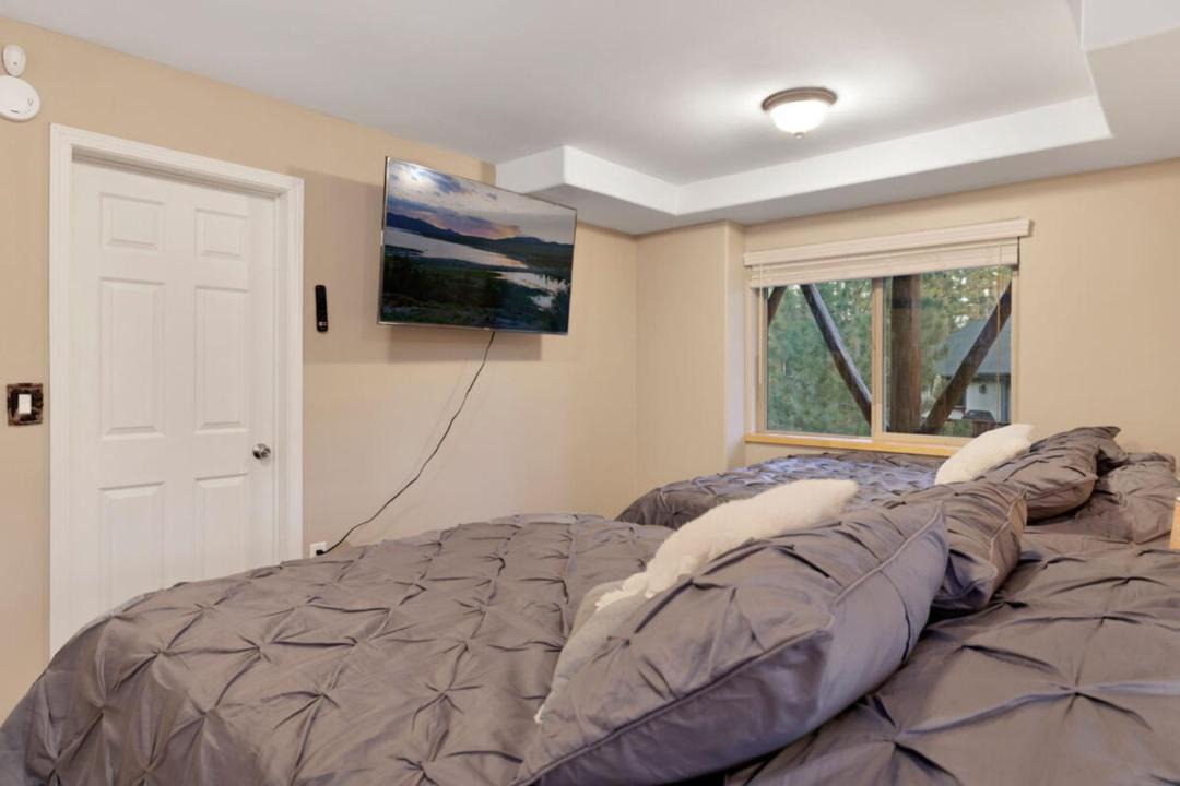 Photo of Bedroom in Big Bear