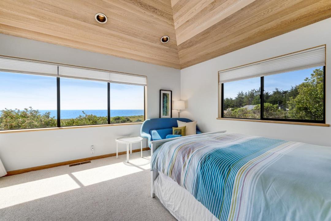 Photo of Bedroom in Sea Ranch