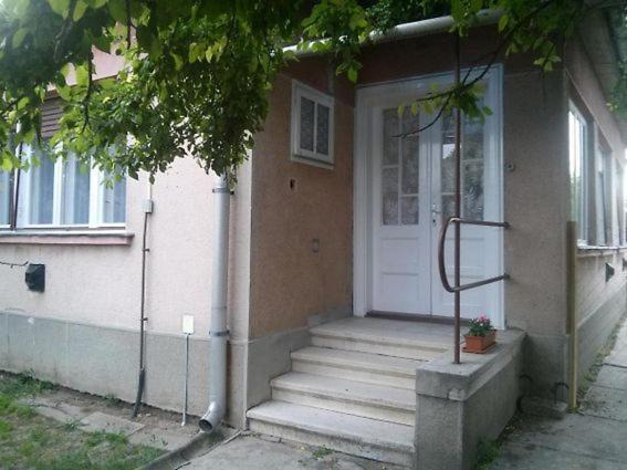 Photo of Buildings in Jaszarokszallas