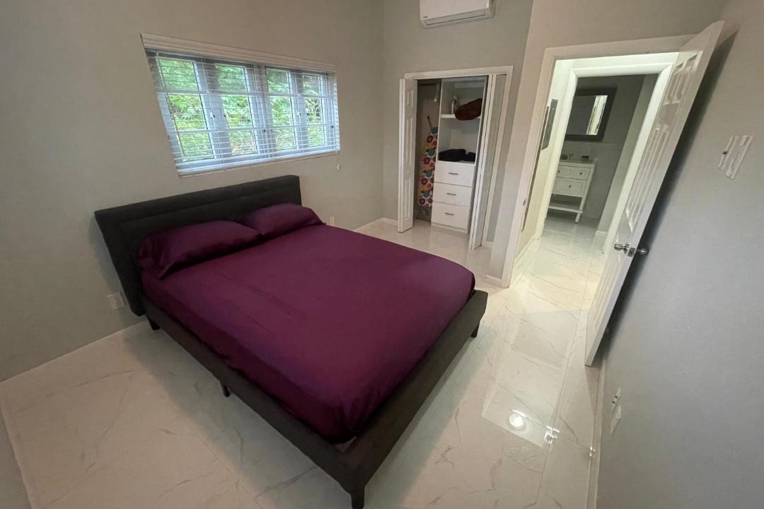 Photo of Bedroom in Nassau