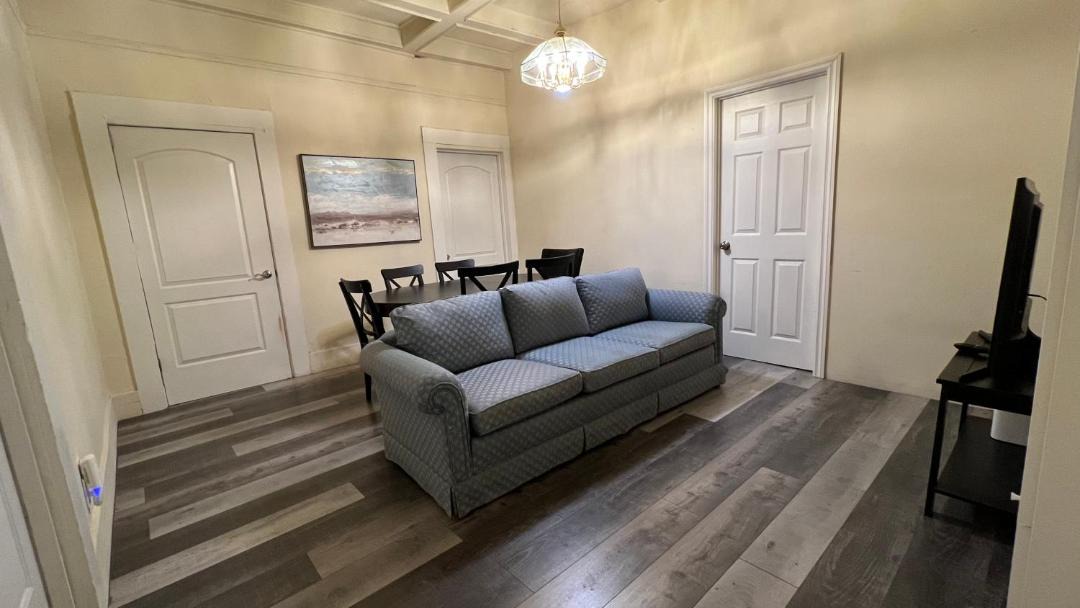 Photo of Livingroom in South Berkeley
