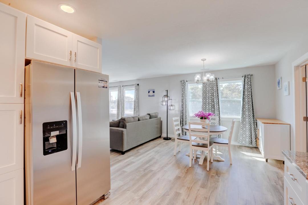 Photo of Kitchen in Waves