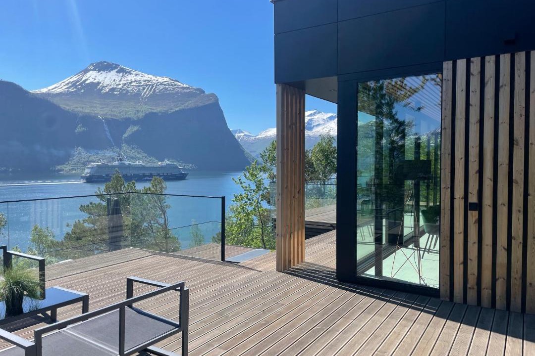 Photo of Others in Andalsnes