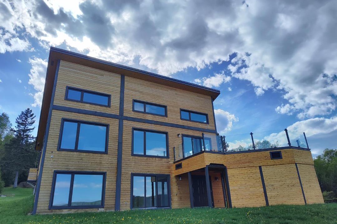Photo of Buildings in Baie-St-Paul