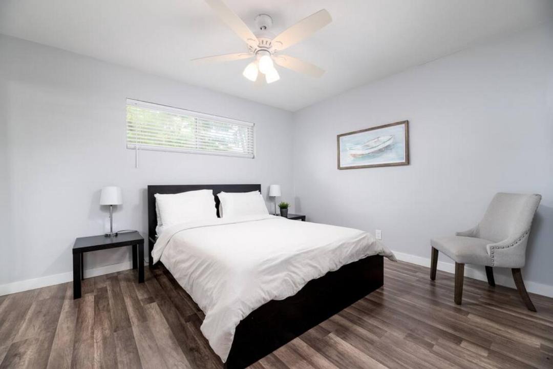 Photo of Bedroom in Middle River Terrace