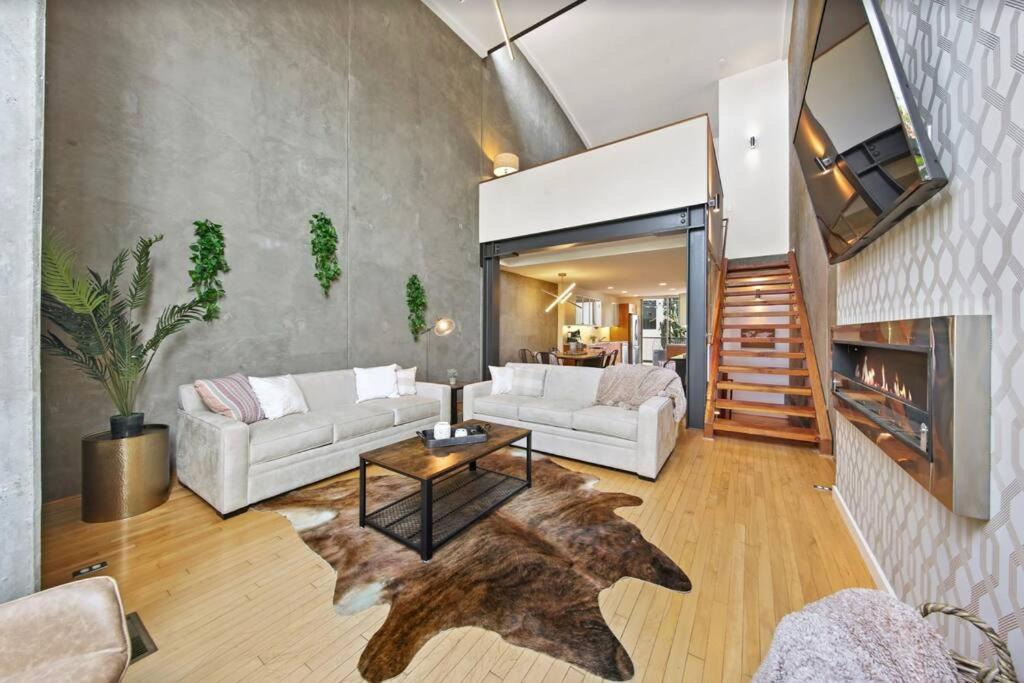Photo of Livingroom in East Village