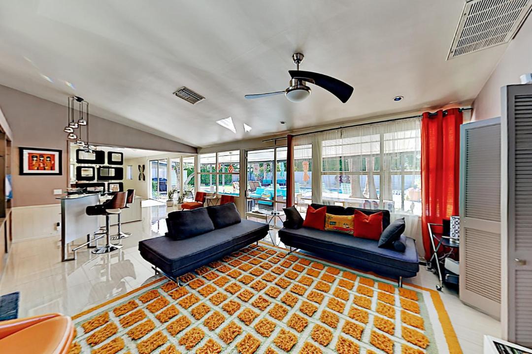 Photo of Livingroom in Tahquitz River Estates