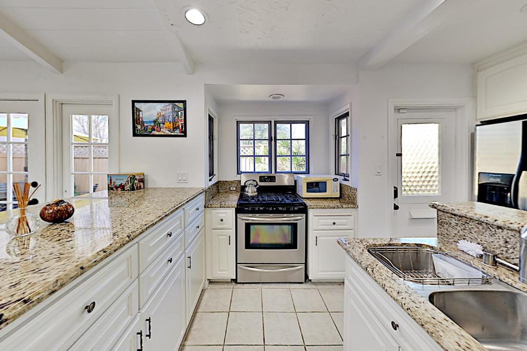 Photo of Kitchen in Corona del Mar