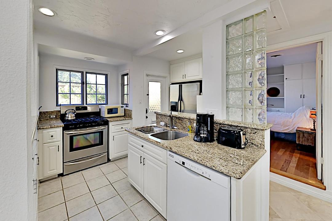 Photo of Kitchen in Corona del Mar