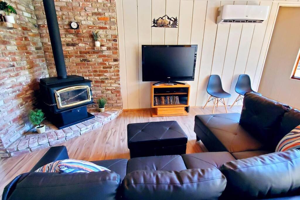 Photo of Livingroom in Camp Nelson