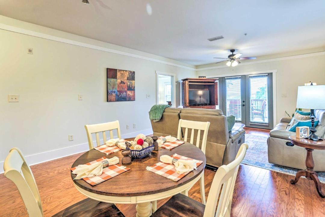 Photo of Livingroom in Talladega