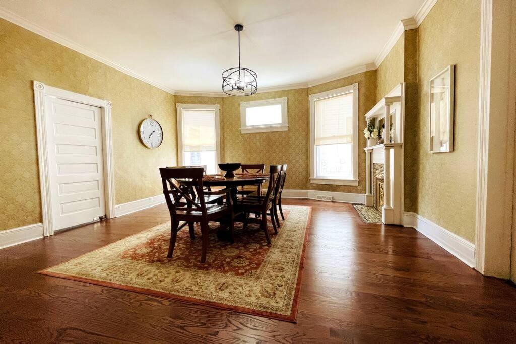 Photo of Livingroom in Danville