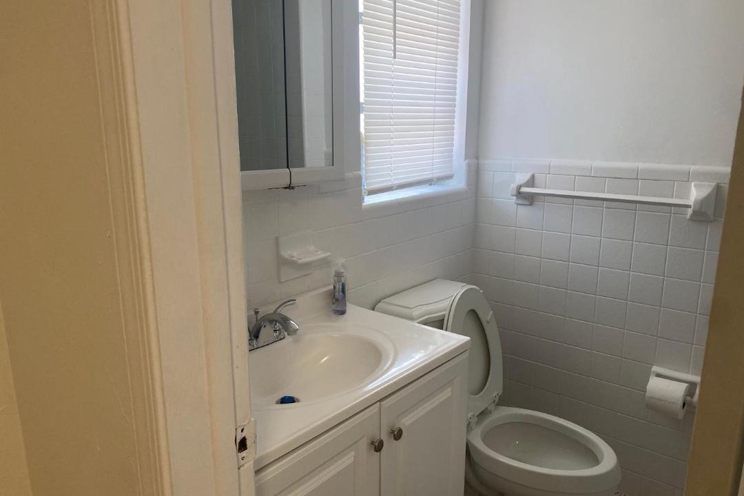 Photo of Bathroom in Hallandale Beach
