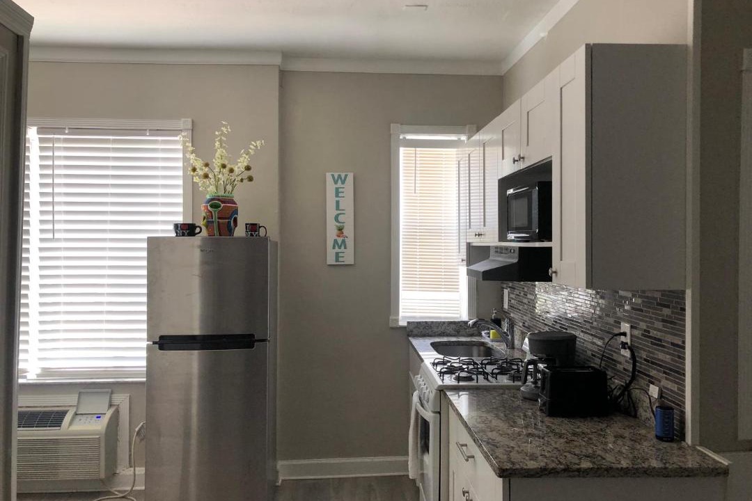 Photo of Kitchen in Mid Beach