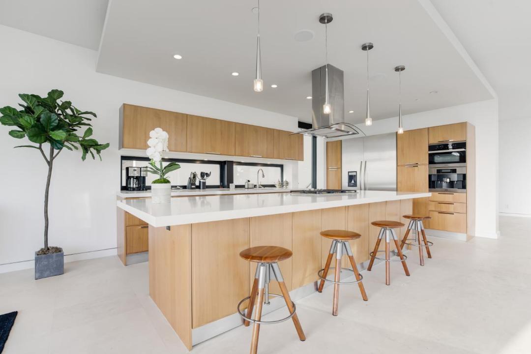 Photo of Livingroom in Hollywood Hills West