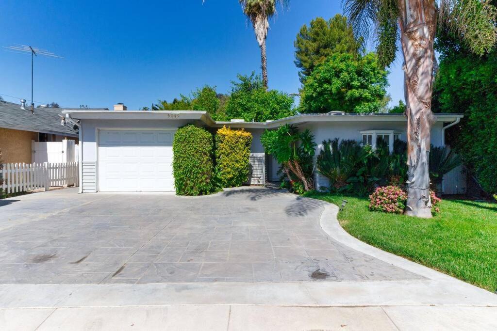 Photo of Others in Woodland Hills