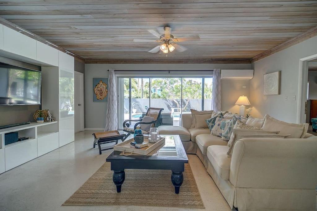 Photo of Livingroom in Westward Villas Subdivision