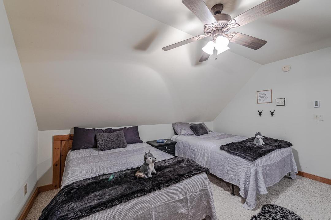 Photo of Bedroom in Seven Devils