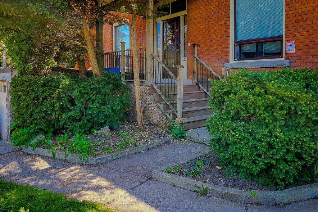 Photo of Buildings in Hamilton