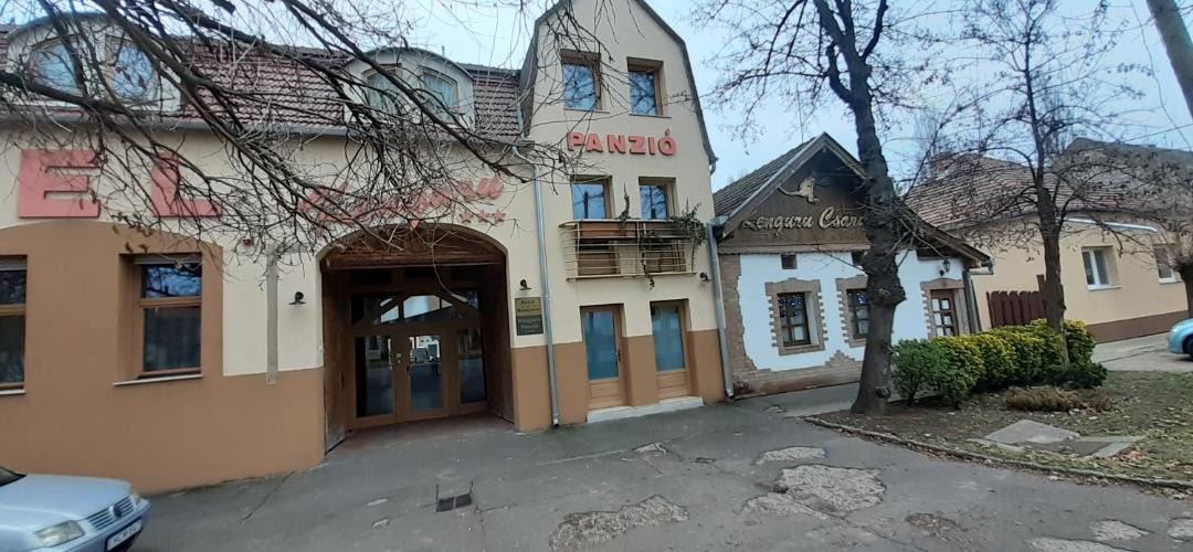 Photo of Others in Hodmezovasarhely