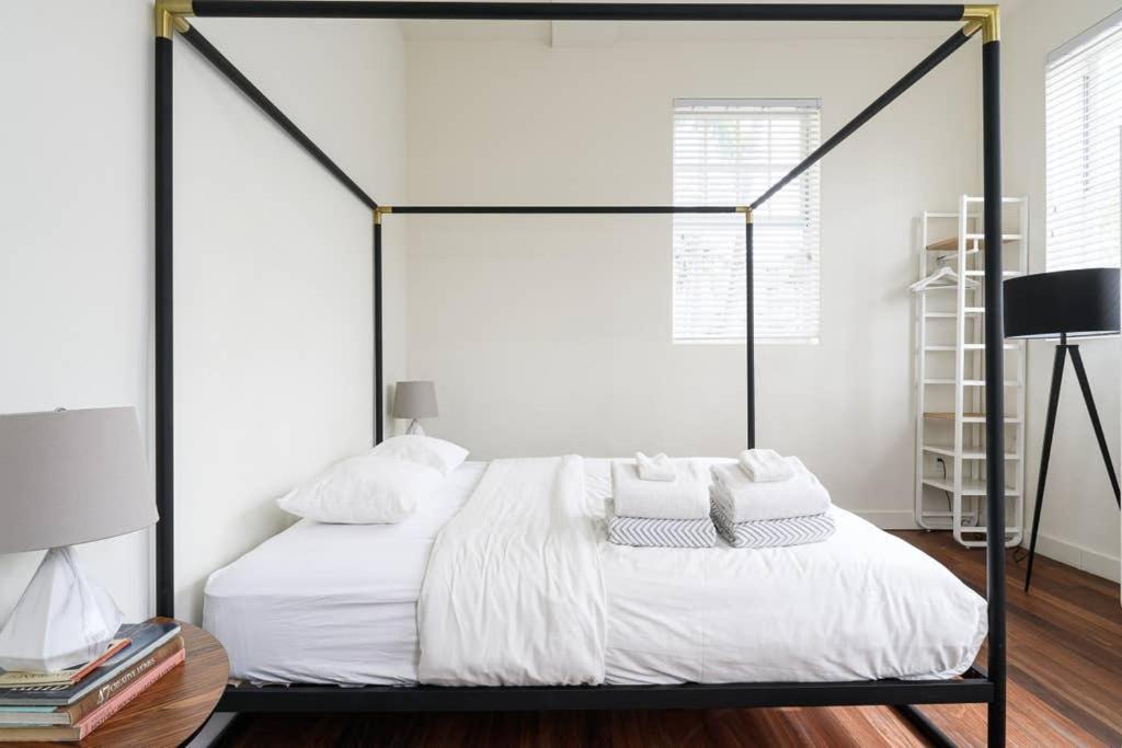 Photo of Bedroom in South Pointe