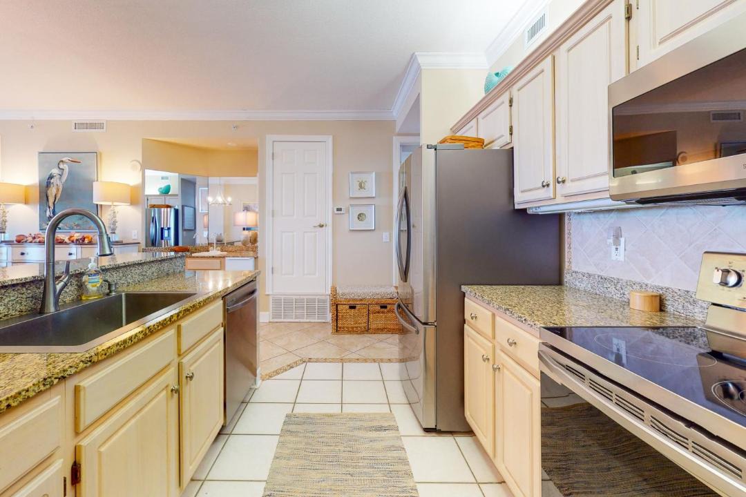 Photo of Kitchen in Orange Beach East